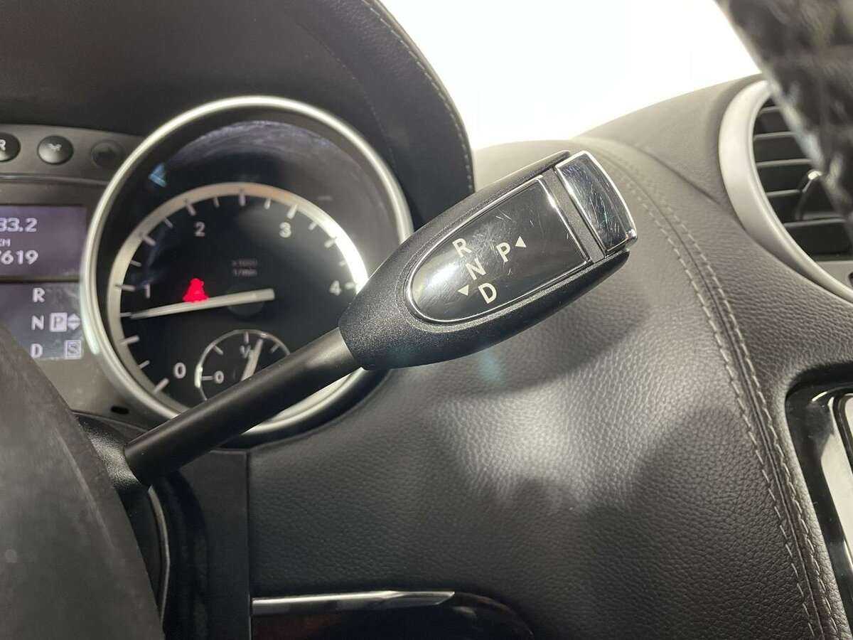 Mercedes-Benz GL-Класс 2010 года с пробегом. Фото: #11