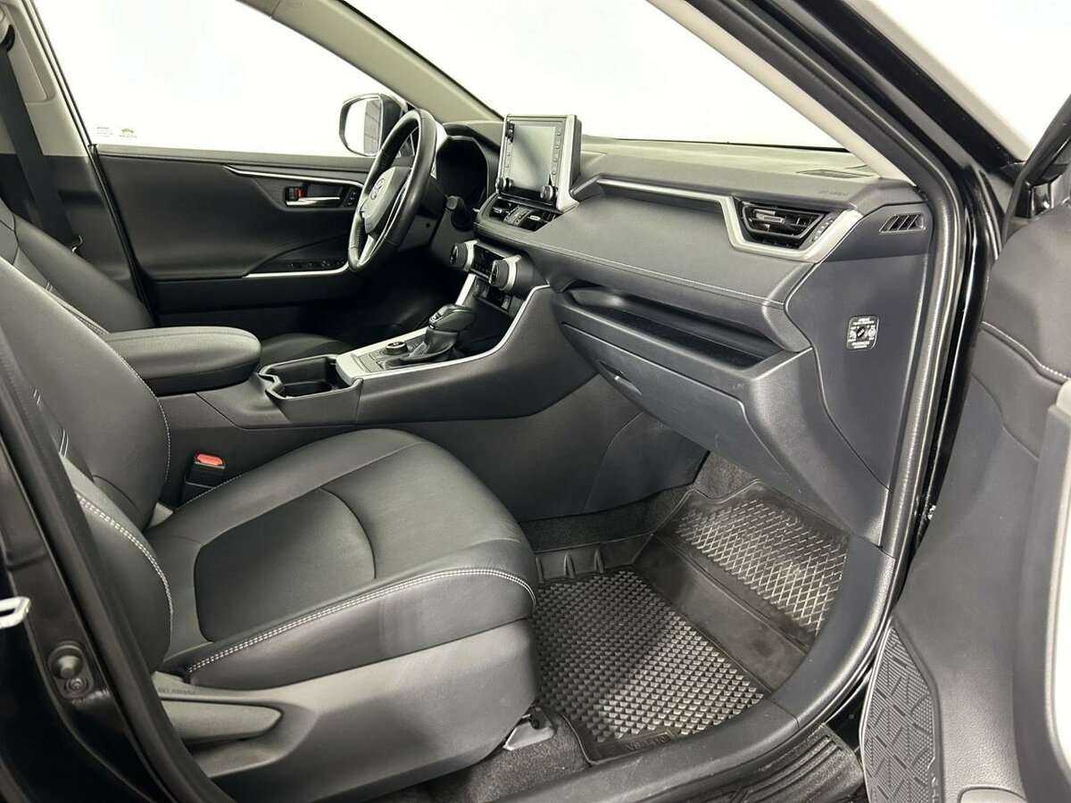 Toyota RAV4 2022 года с пробегом. Фото: #13