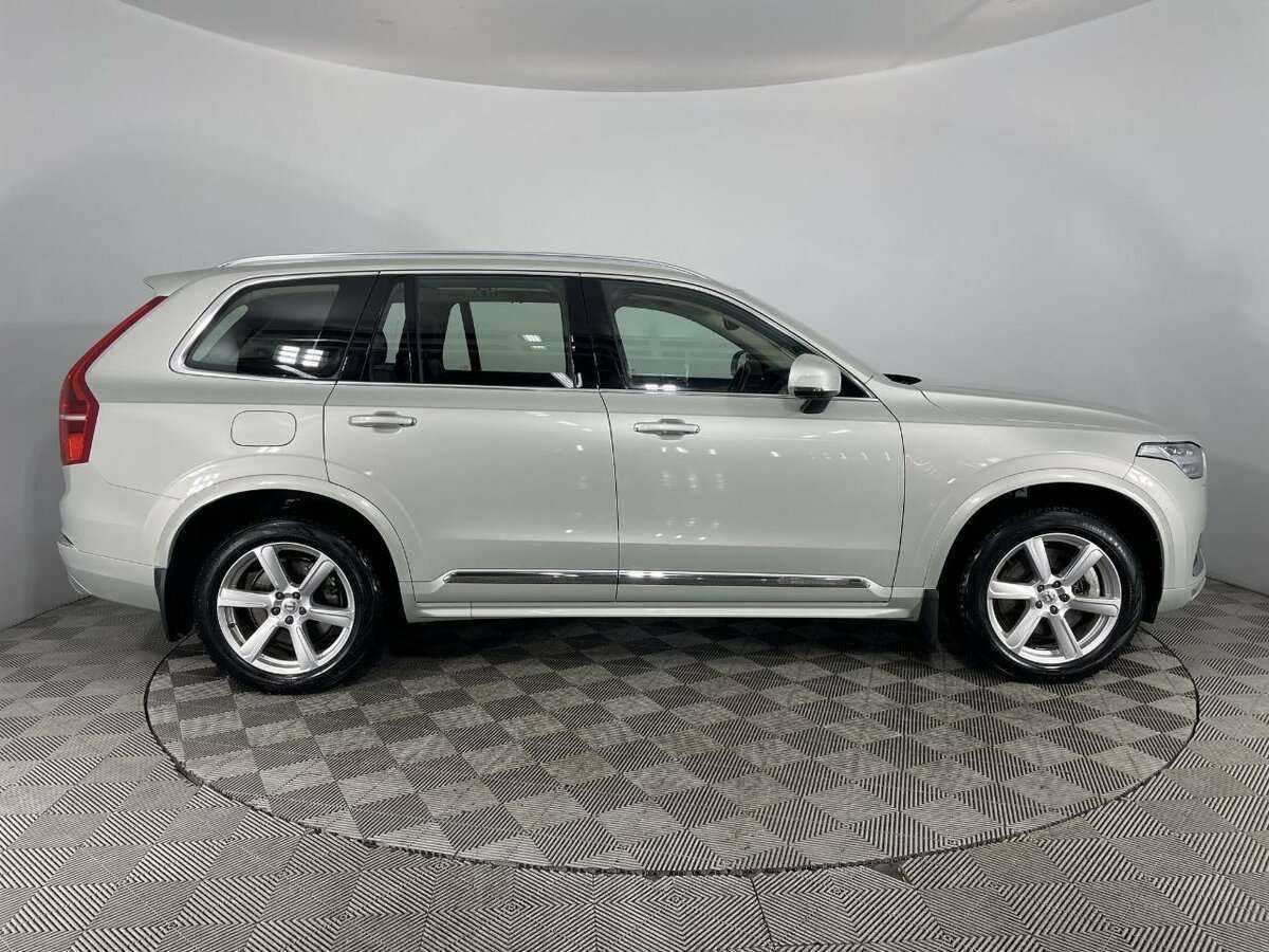 Volvo XC90 2021 года с пробегом. Фото: #3