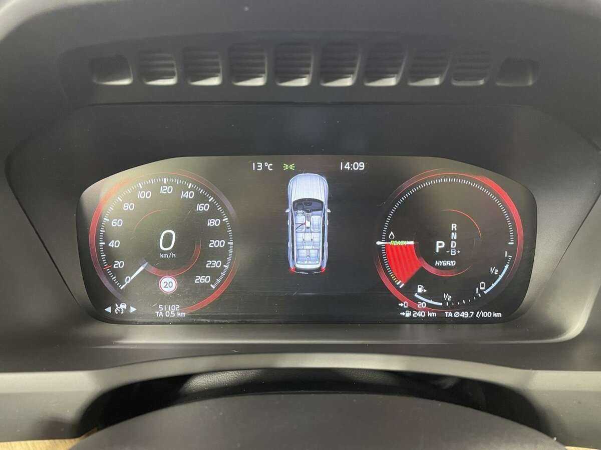 Volvo XC90 2021 года с пробегом. Фото: #10