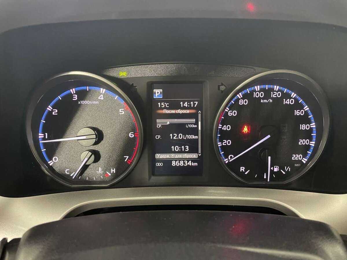 Toyota RAV4 2018 года с пробегом. Фото: #10