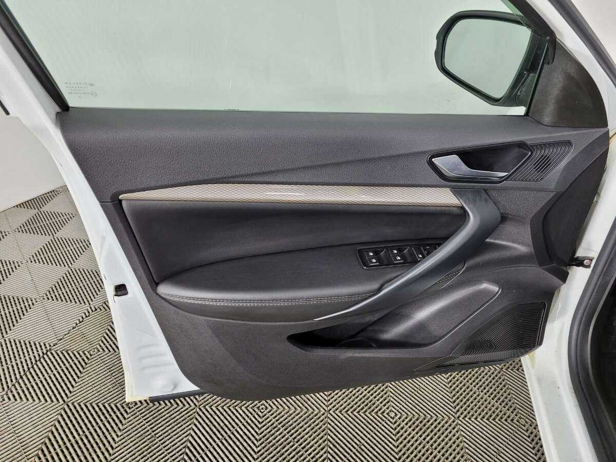 Lada (ВАЗ) Vesta 2023 года с пробегом. Фото: #7