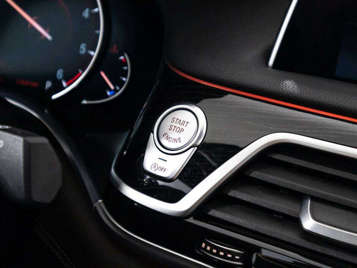 BMW 7 серии 2018 года с пробегом. Фото: #29