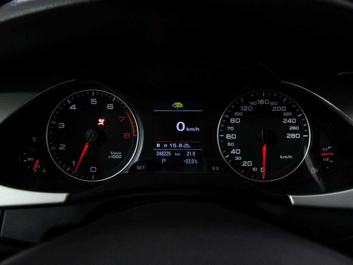 Audi A4 2010 года с пробегом. Фото: #11