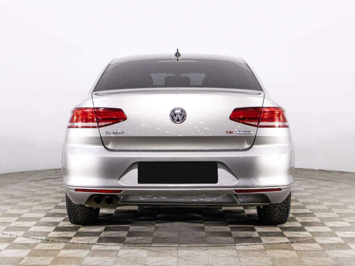 Volkswagen Passat 2017 года с пробегом. Фото: #5