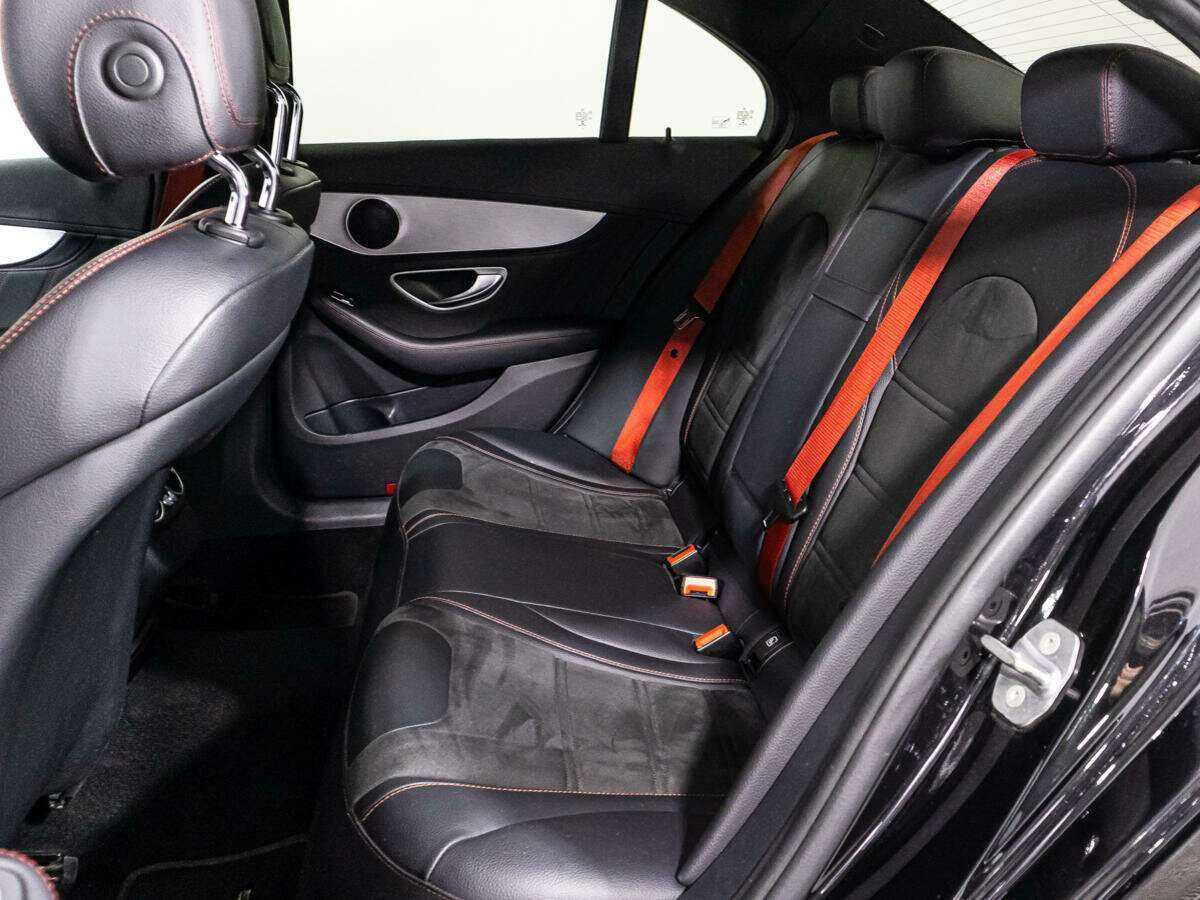 Mercedes-Benz C-Класс AMG 2019 года с пробегом. Фото: #9