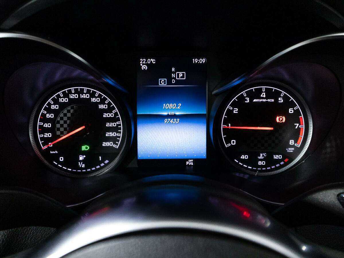 Mercedes-Benz C-Класс AMG 2019 года с пробегом. Фото: #11