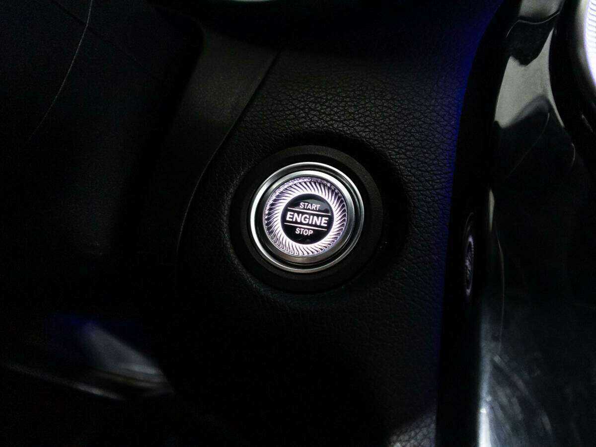 Mercedes-Benz C-Класс AMG 2019 года с пробегом. Фото: #16