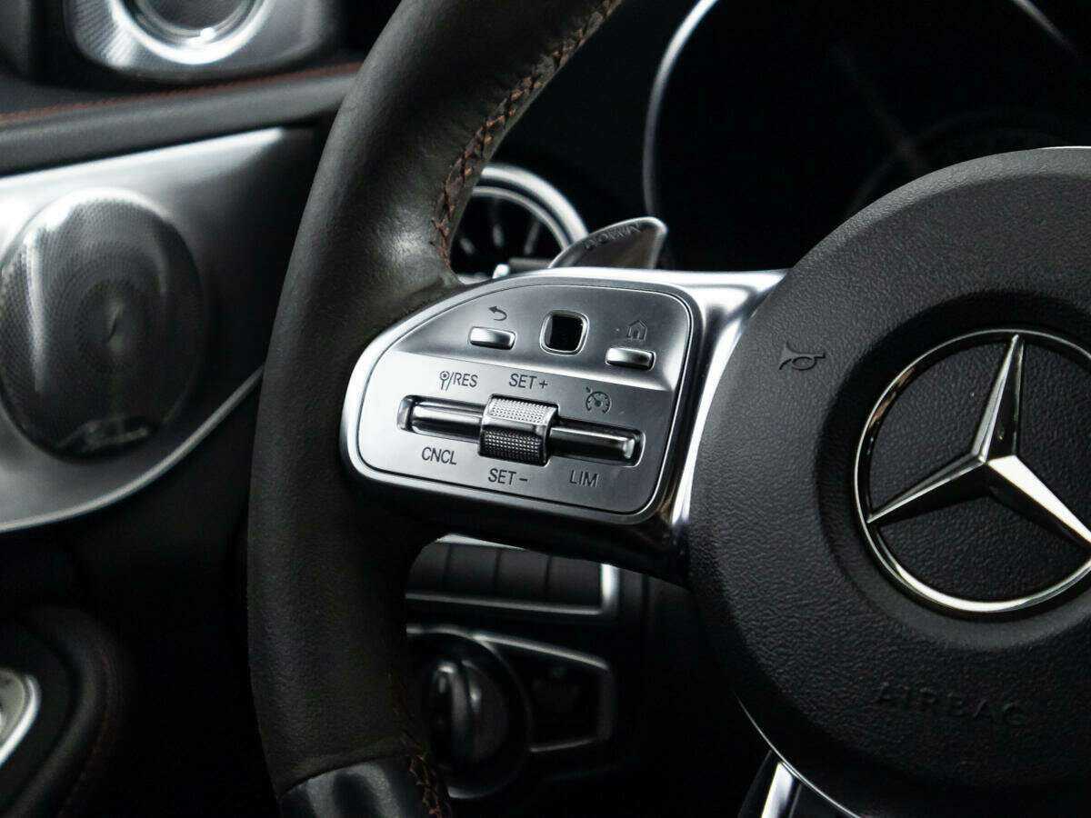 Mercedes-Benz C-Класс AMG 2019 года с пробегом. Фото: #18