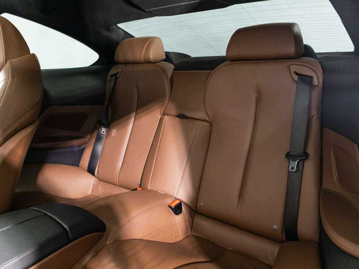 BMW 6 серии 2013 года с пробегом. Фото: #9