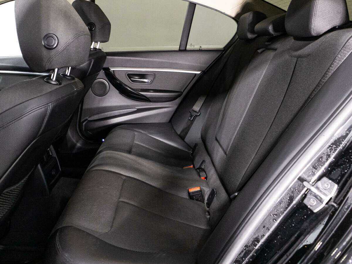 BMW 3 серии 2016 года с пробегом. Фото: #9