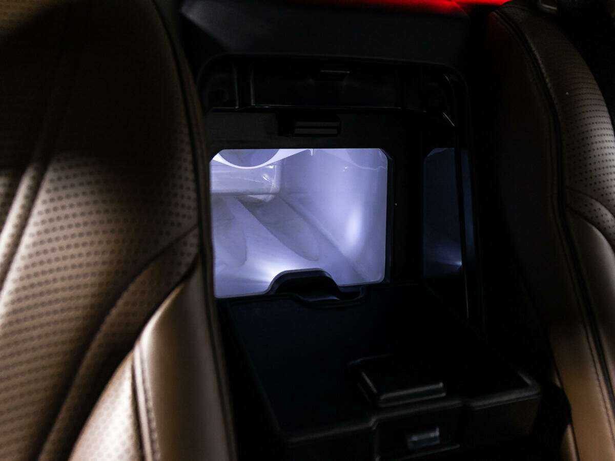 Mercedes-Benz S-Класс AMG 2015 года с пробегом. Фото: #18