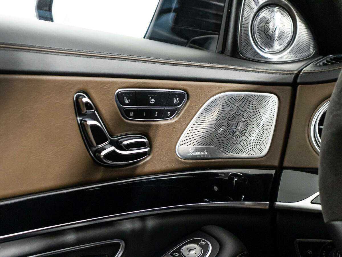 Mercedes-Benz S-Класс AMG 2015 года с пробегом. Фото: #24