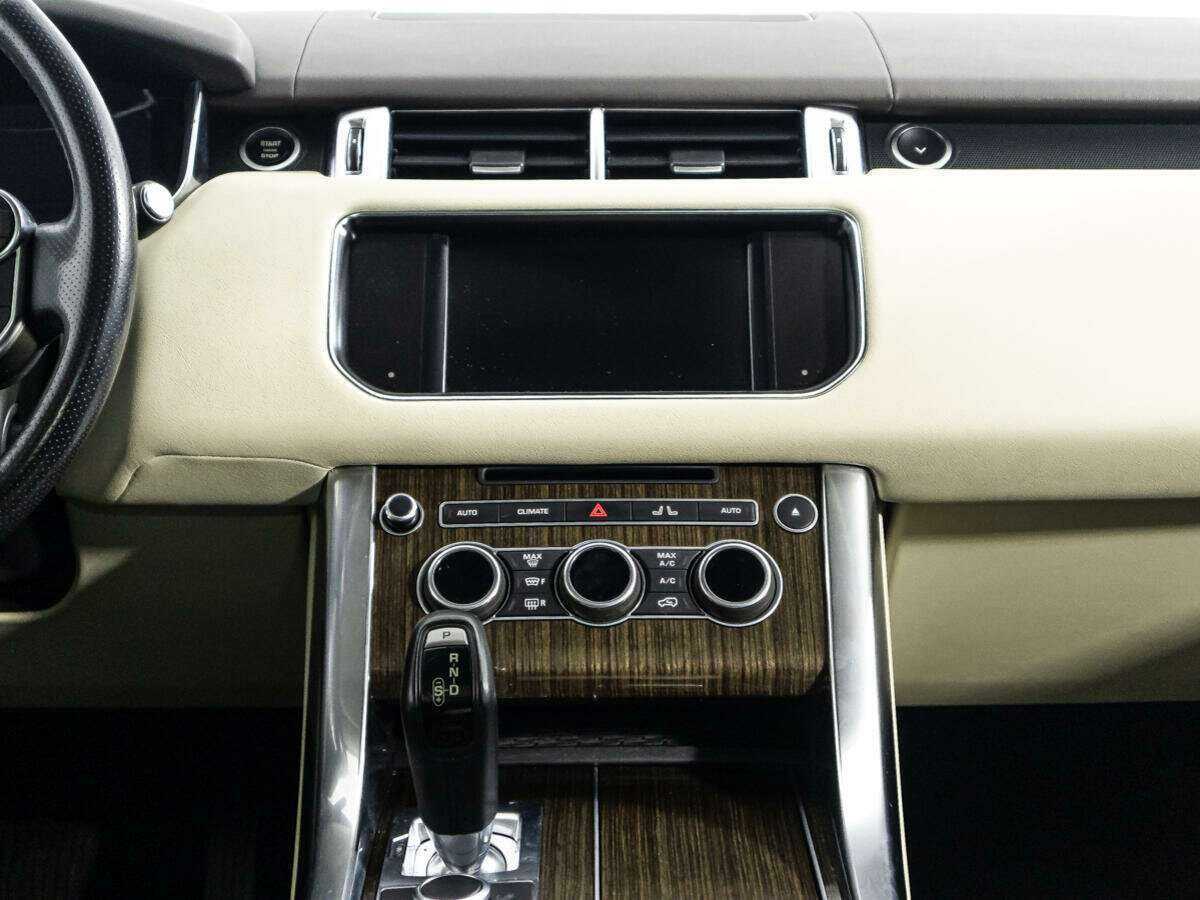 Land Rover Range Rover Sport 2015 года с пробегом. Фото: #13