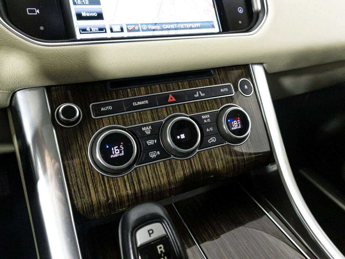 Land Rover Range Rover Sport 2015 года с пробегом. Фото: #18