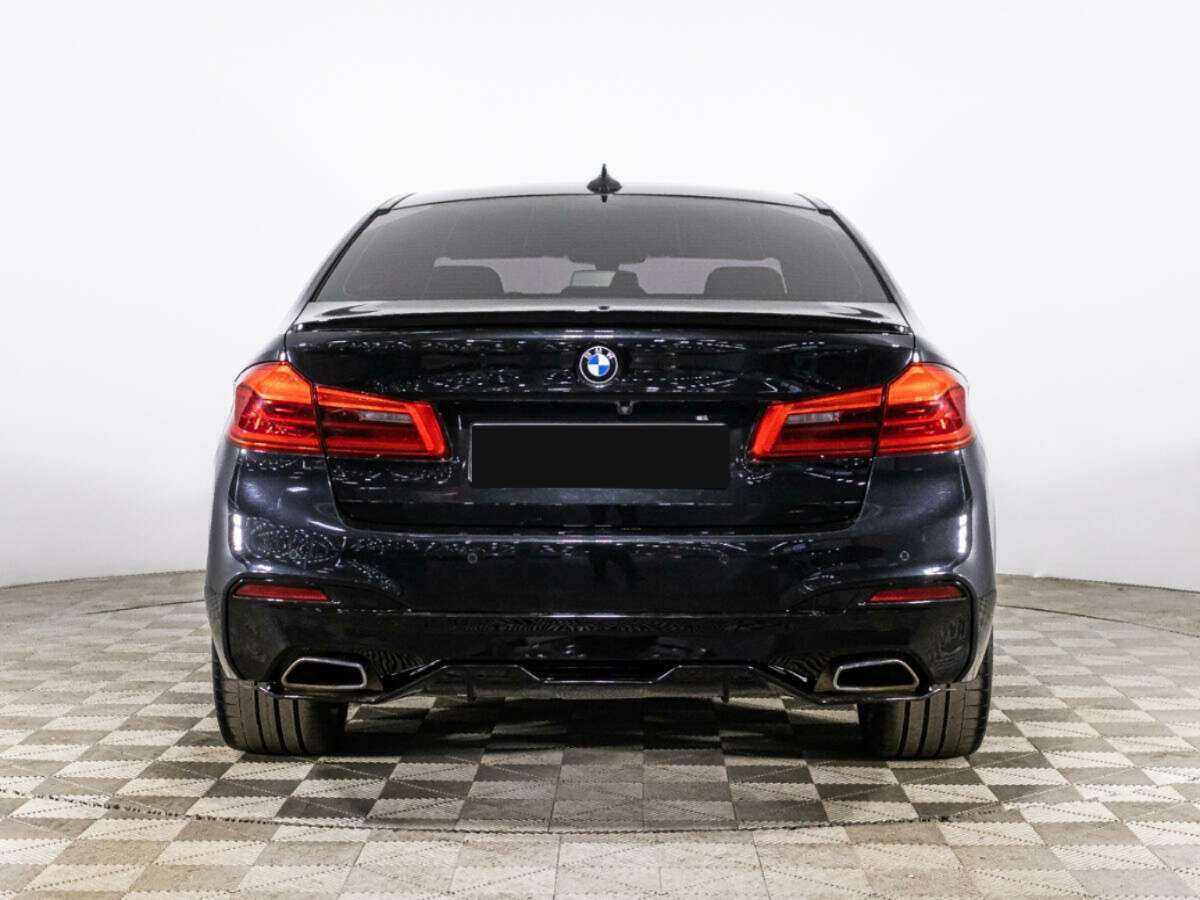 BMW 5 серии 2018 года с пробегом. Фото: #5