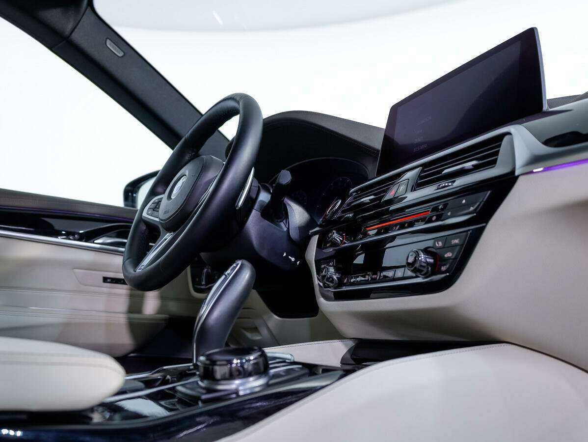 BMW 6 серии 2018 года с пробегом. Фото: #18