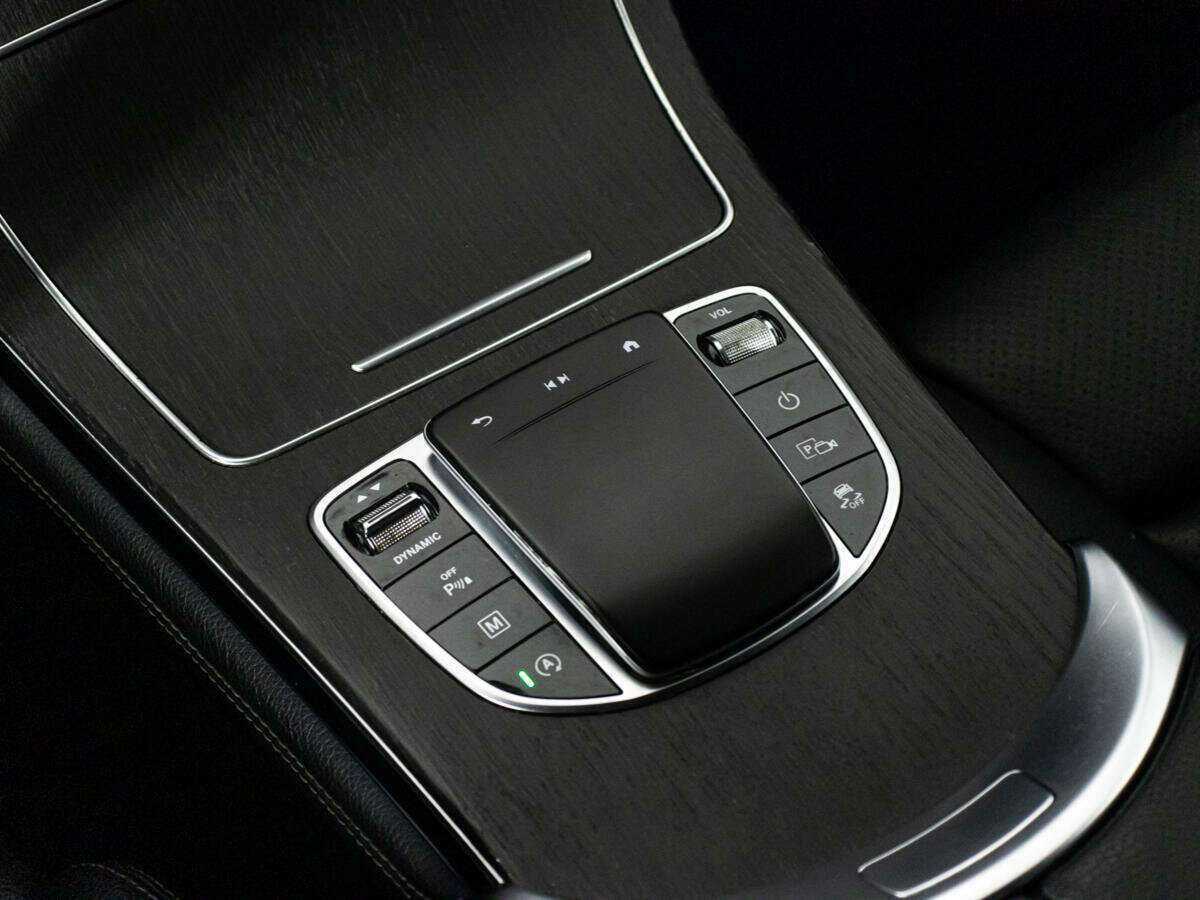 Mercedes-Benz GLC 2019 года с пробегом. Фото: #17