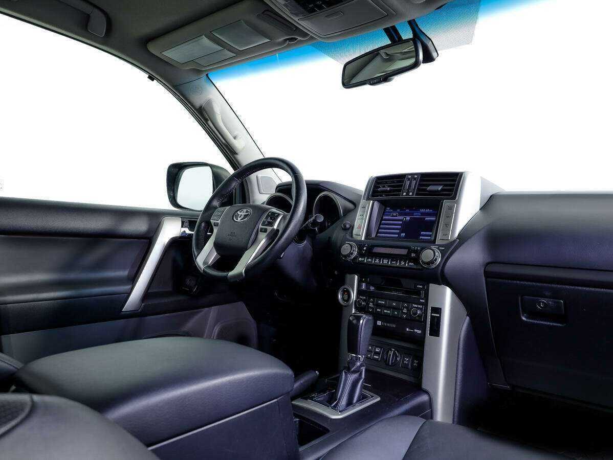 Toyota Land Cruiser Prado 2013 года с пробегом. Фото: #7