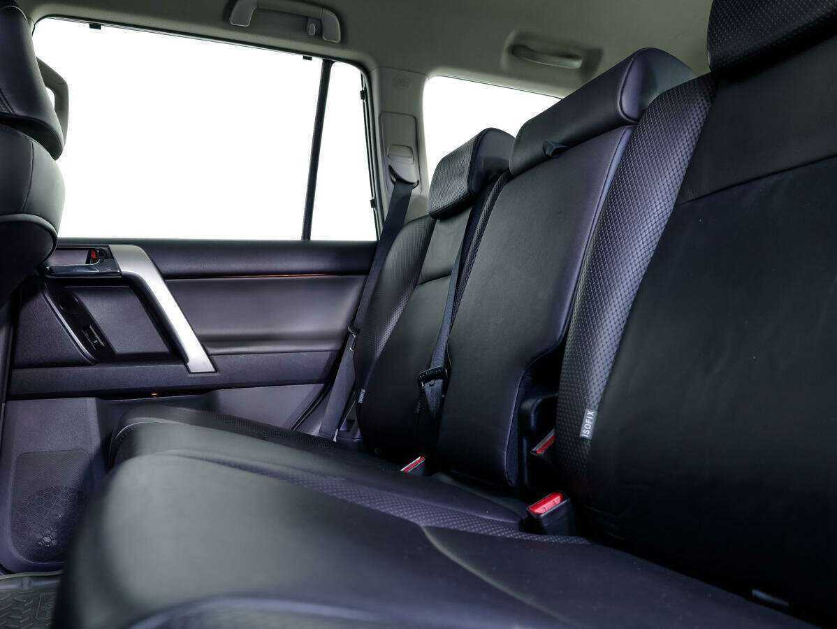 Toyota Land Cruiser Prado 2013 года с пробегом. Фото: #8