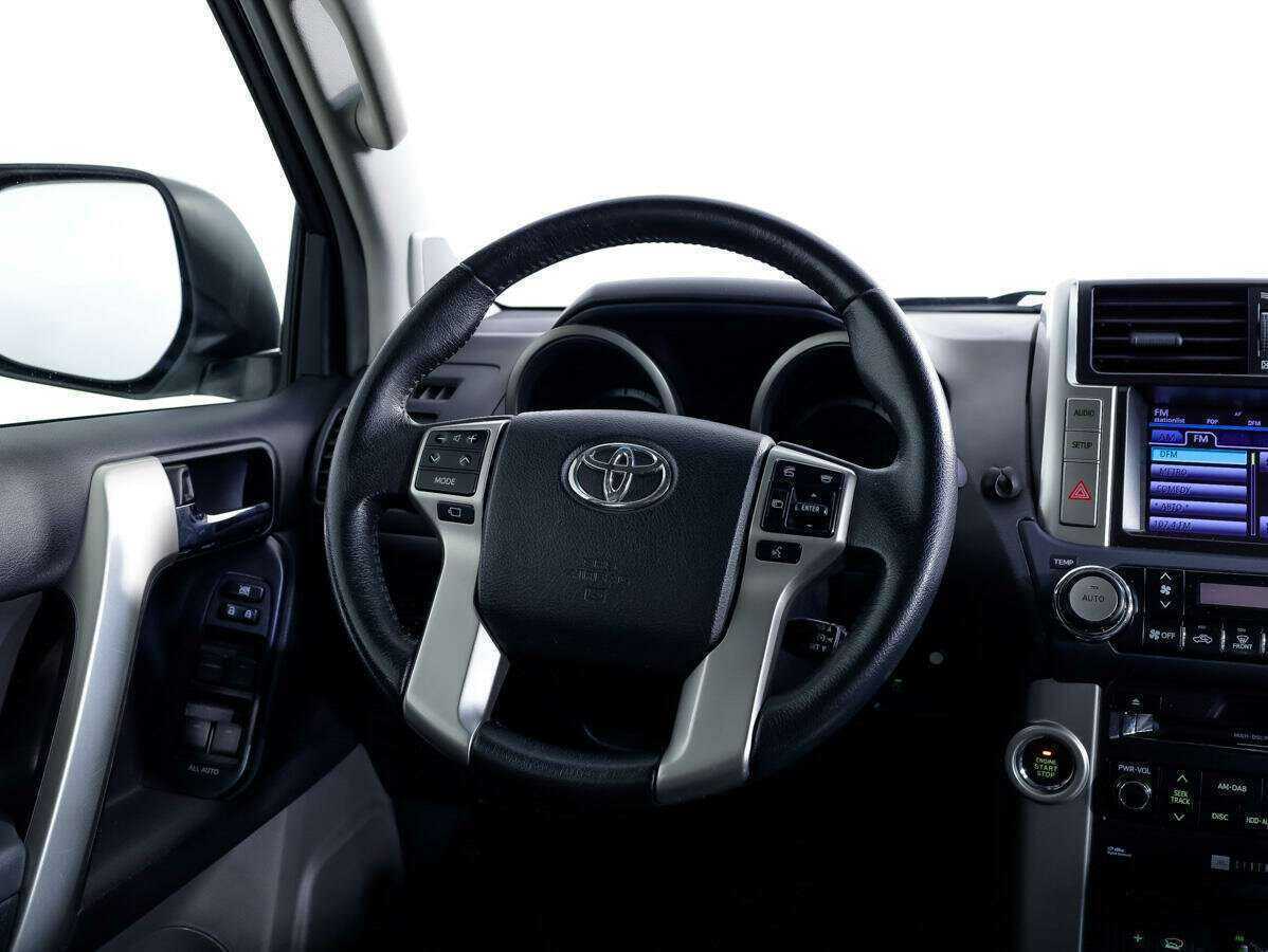 Toyota Land Cruiser Prado 2013 года с пробегом. Фото: #14