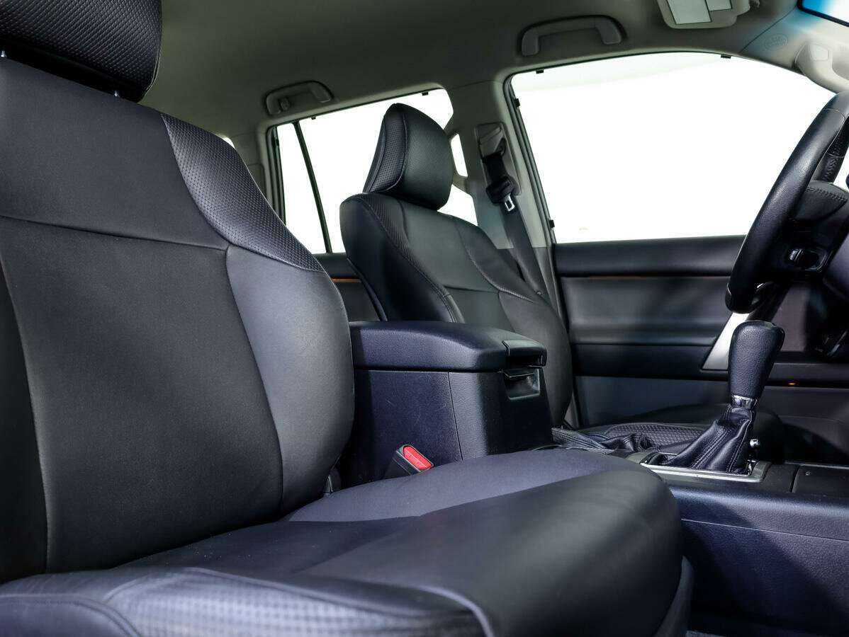 Toyota Land Cruiser Prado 2013 года с пробегом. Фото: #16
