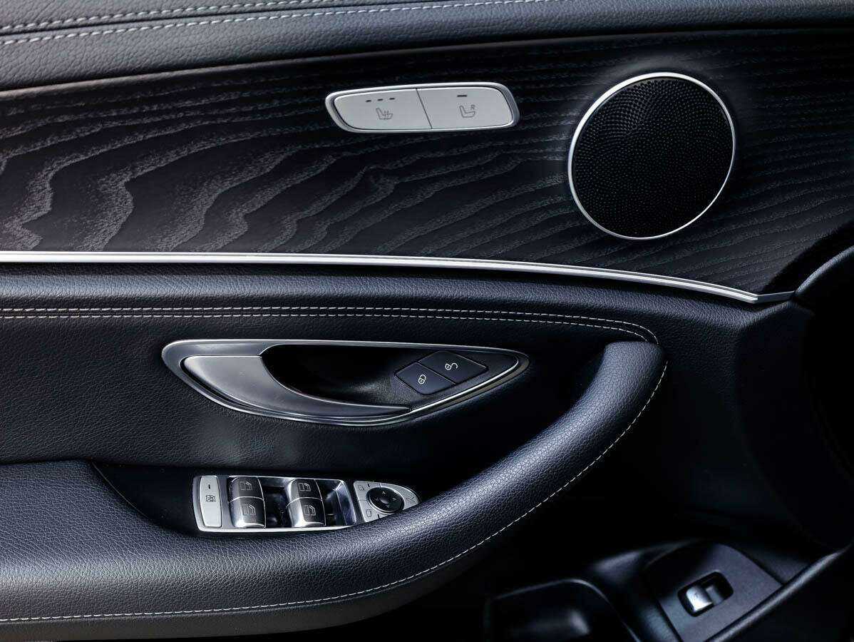 Mercedes-Benz E-Класс 2019 года с пробегом. Фото: #10