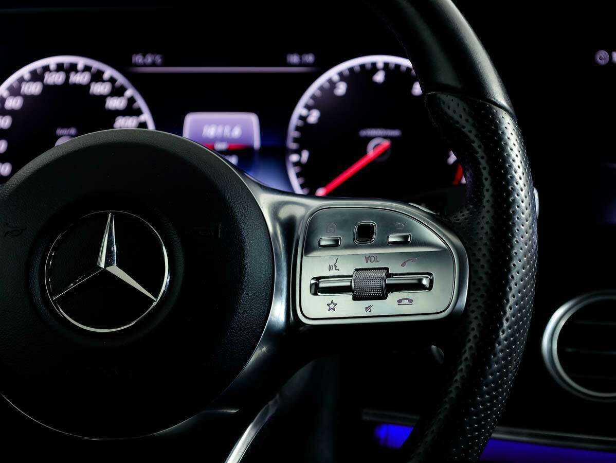 Mercedes-Benz E-Класс 2019 года с пробегом. Фото: #19