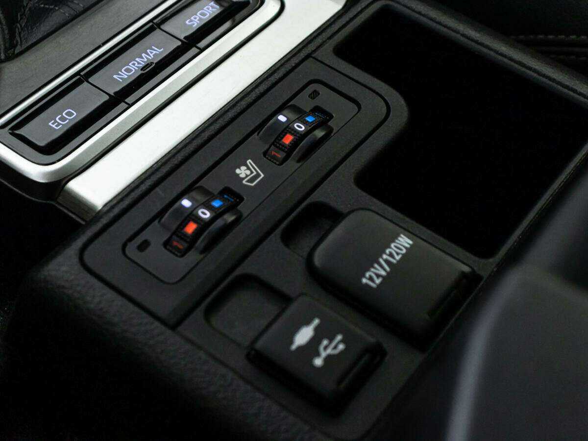 Toyota Land Cruiser Prado 2017 года с пробегом. Фото: #21