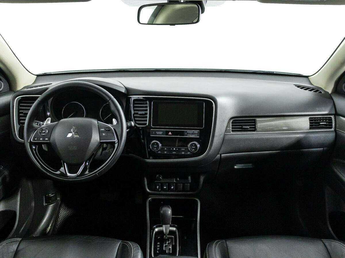 Mitsubishi Outlander 2019 года с пробегом. Фото: #12