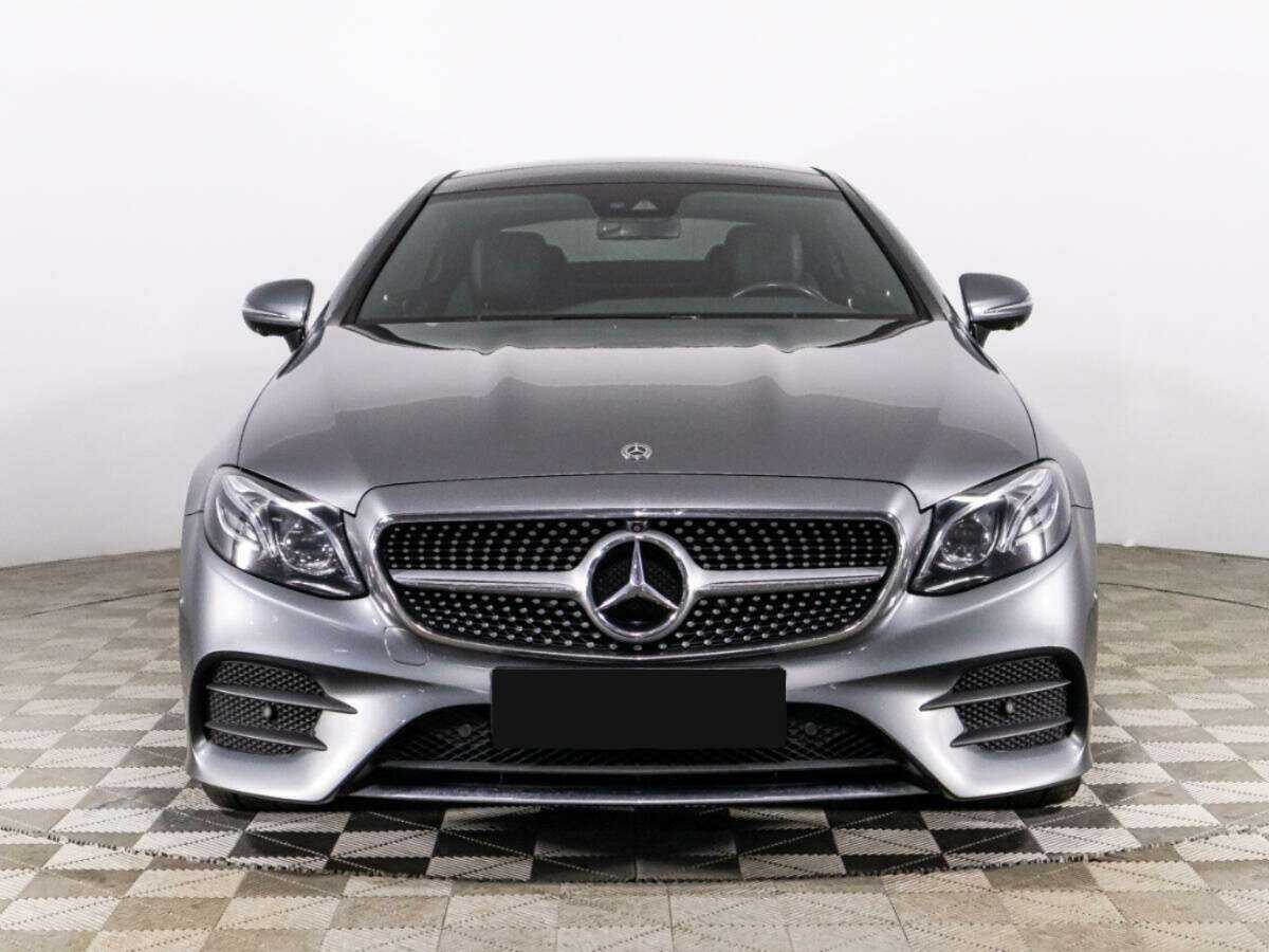 Mercedes-Benz E-Класс 2017 года с пробегом. Фото: #1