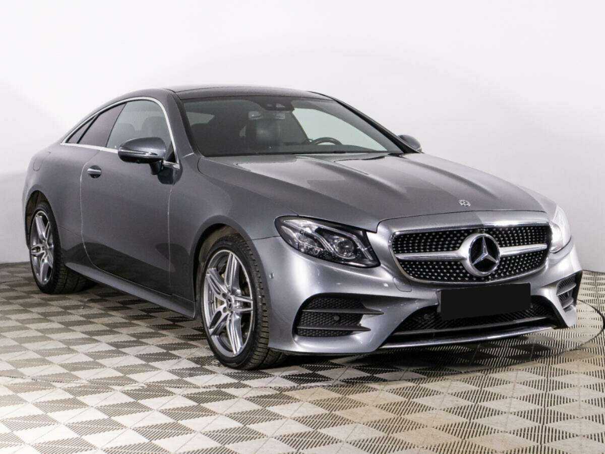 Mercedes-Benz E-Класс 2017 года с пробегом. Фото: #2