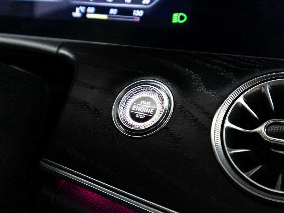 Mercedes-Benz E-Класс 2017 года с пробегом. Фото: #21