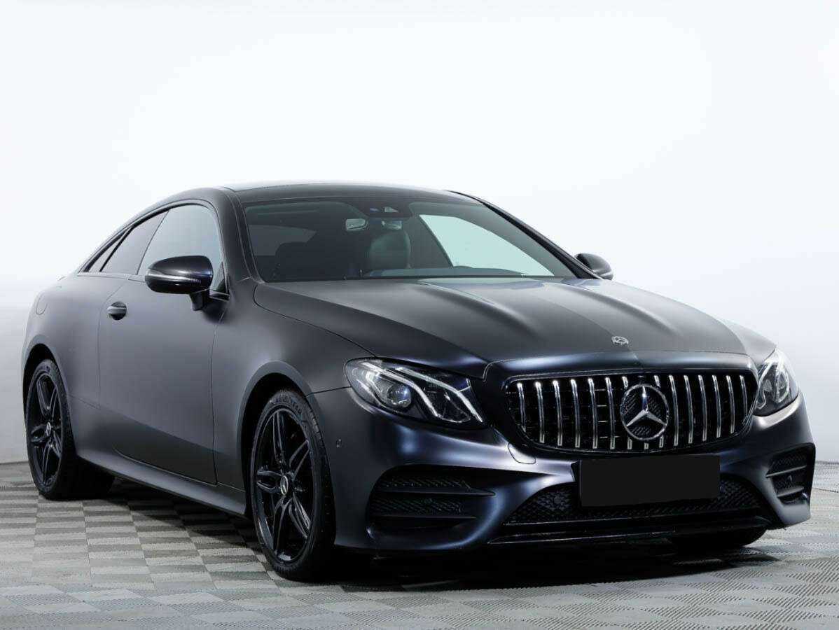 Mercedes-Benz E-Класс 2019 года с пробегом. Фото: #1
