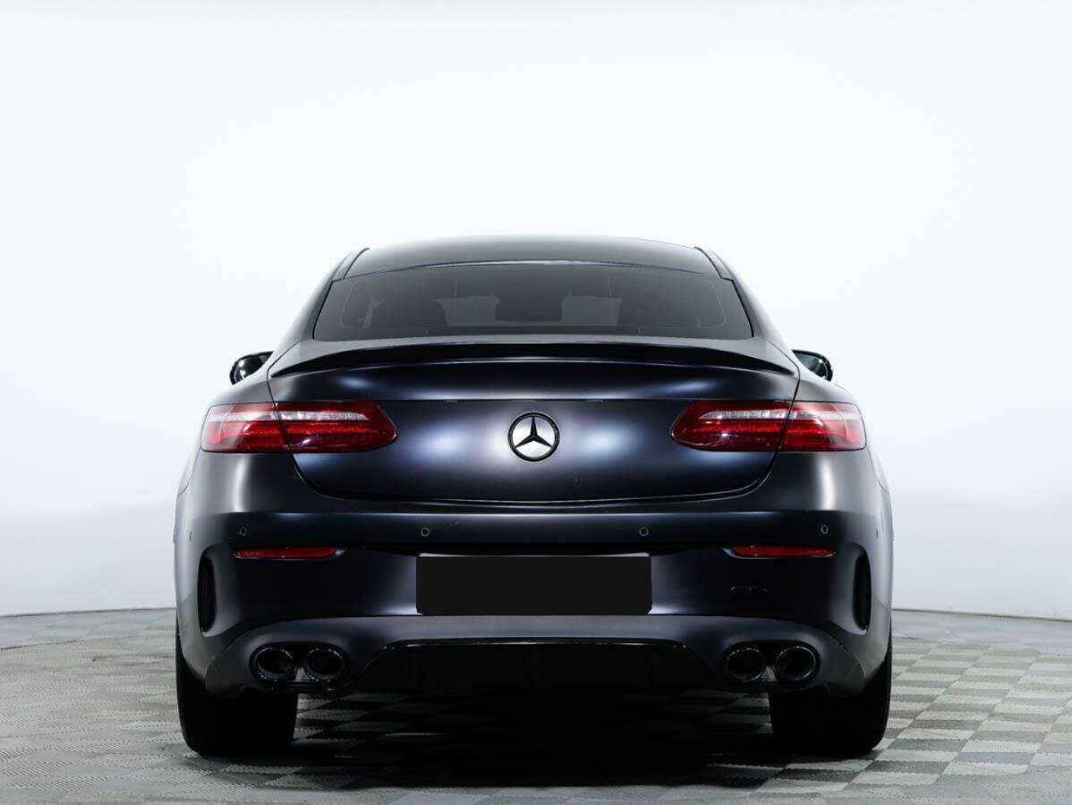 Mercedes-Benz E-Класс 2019 года с пробегом. Фото: #4