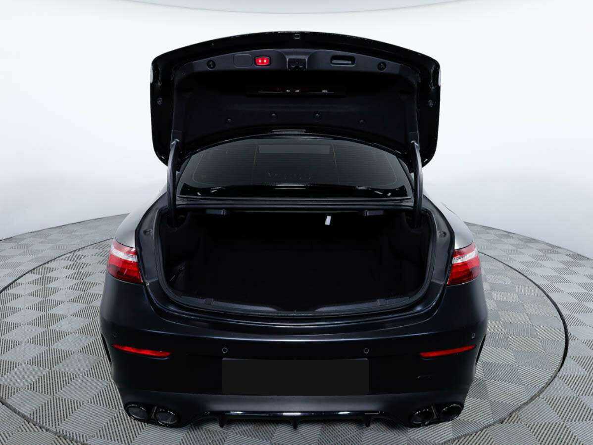 Mercedes-Benz E-Класс 2019 года с пробегом. Фото: #5