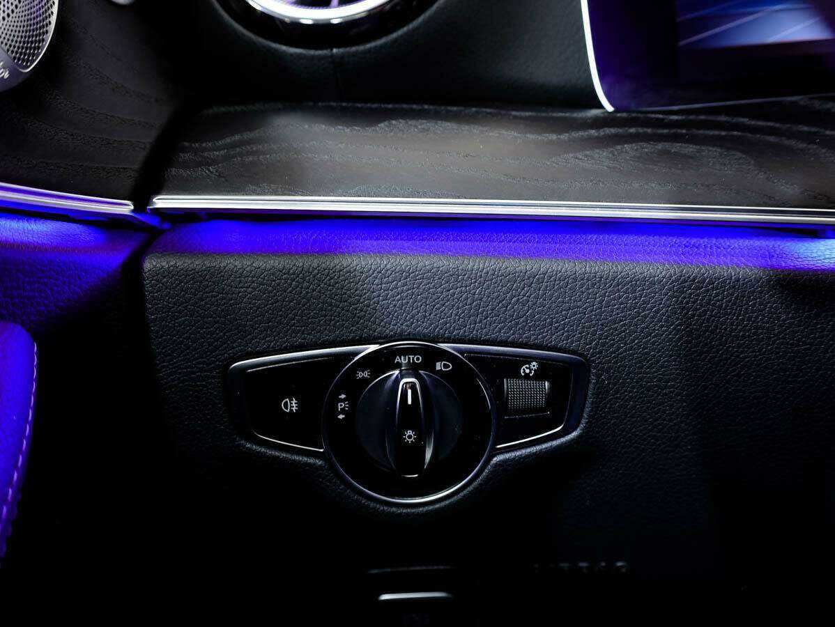 Mercedes-Benz E-Класс 2019 года с пробегом. Фото: #18