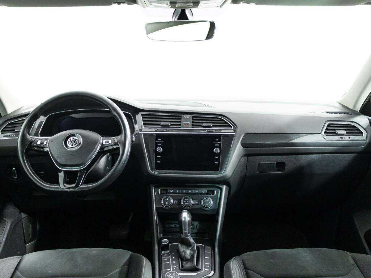 Volkswagen Tiguan 2018 года с пробегом. Фото: #12