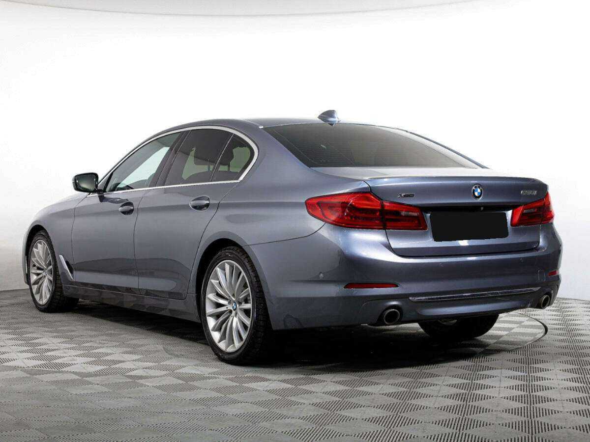 BMW 5 серии 2018 года с пробегом. Фото: #5