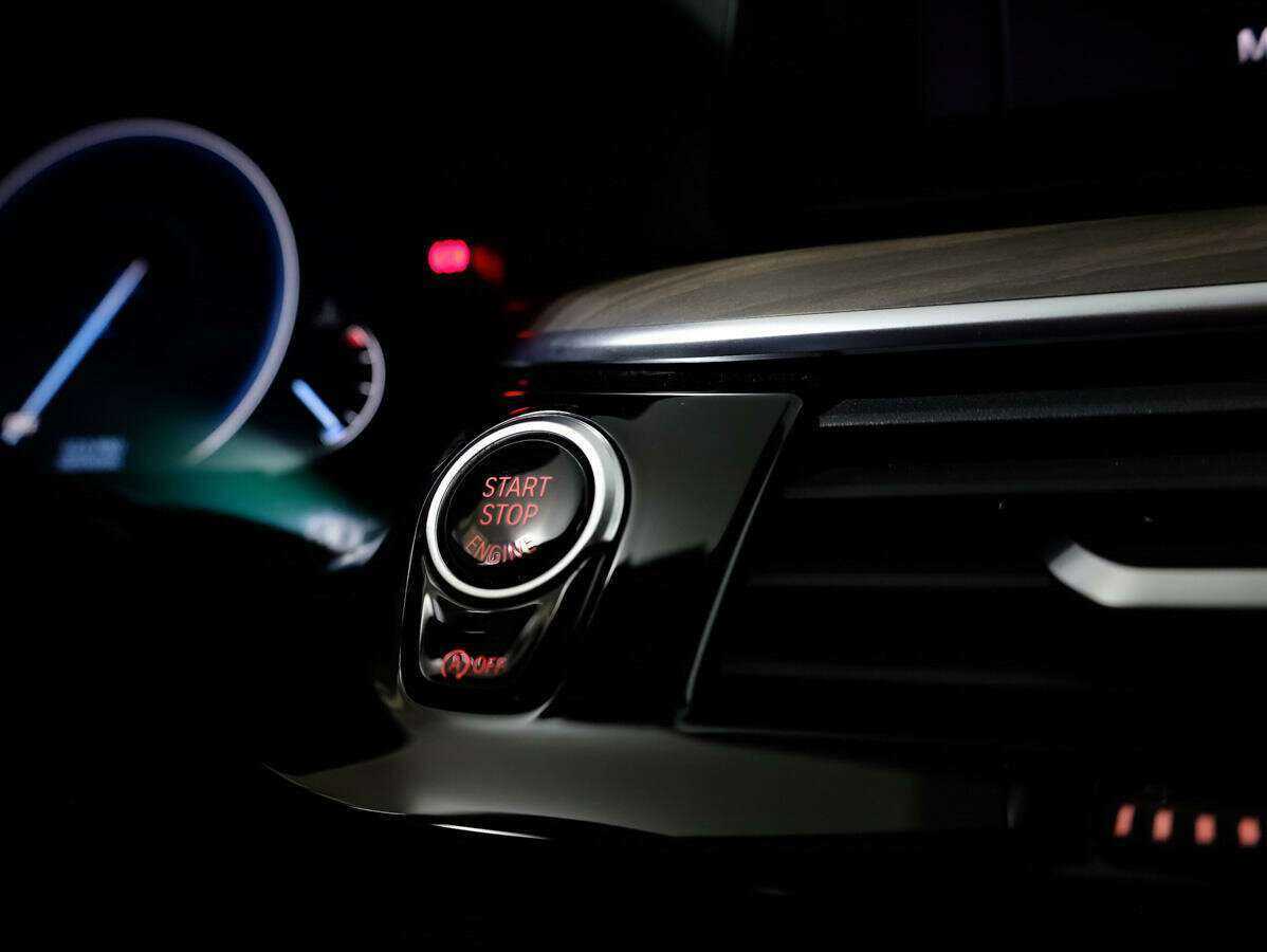 BMW 5 серии 2018 года с пробегом. Фото: #10