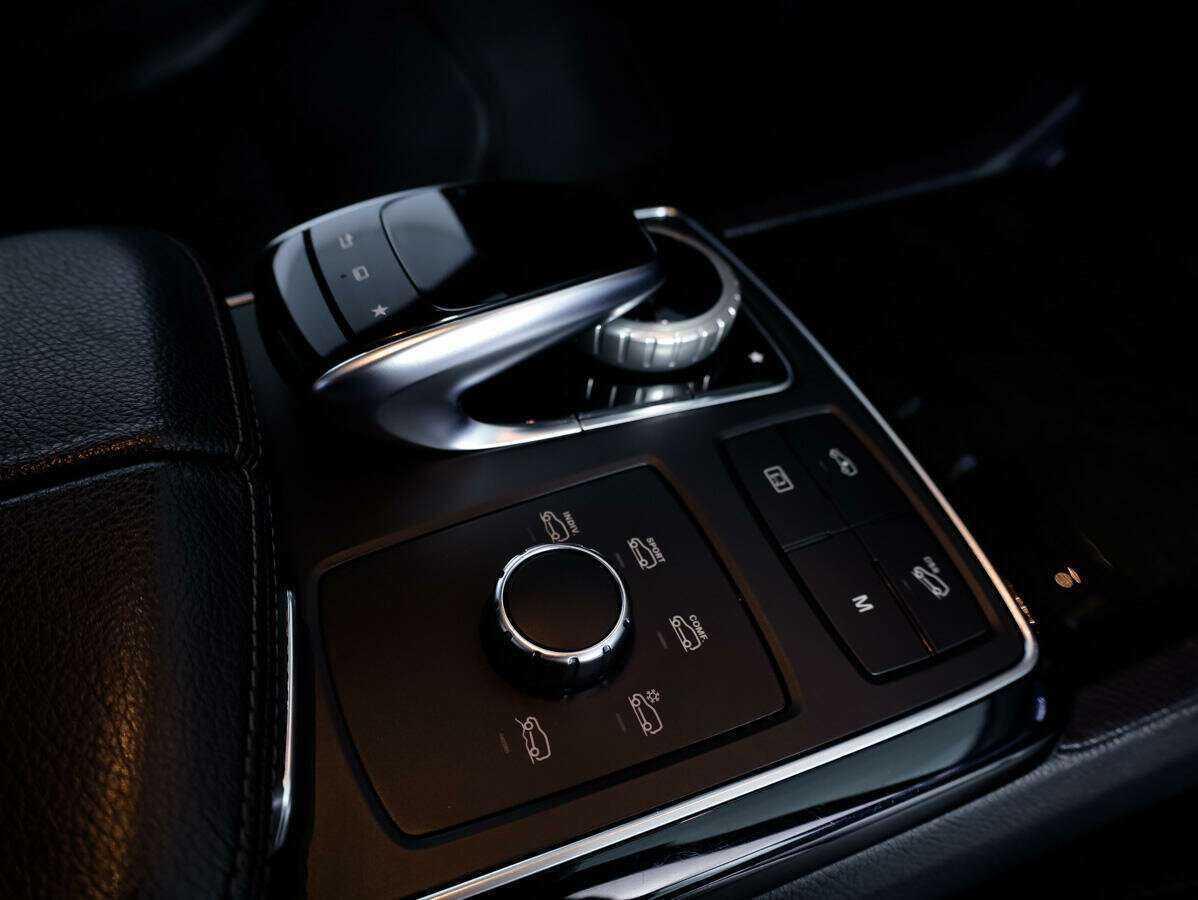 Mercedes-Benz GLS 2016 года с пробегом. Фото: #28