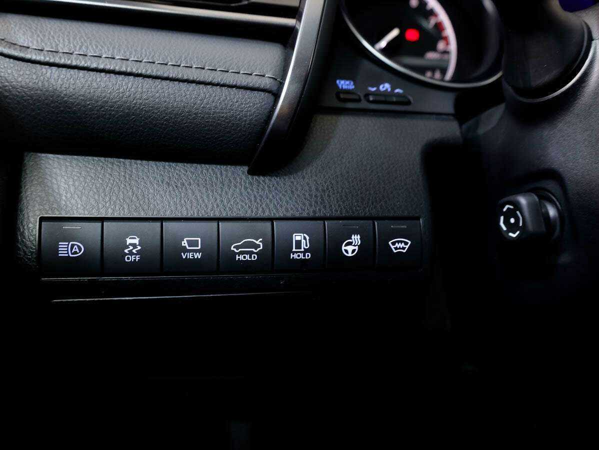 Toyota Camry 2021 года с пробегом. Фото: #18