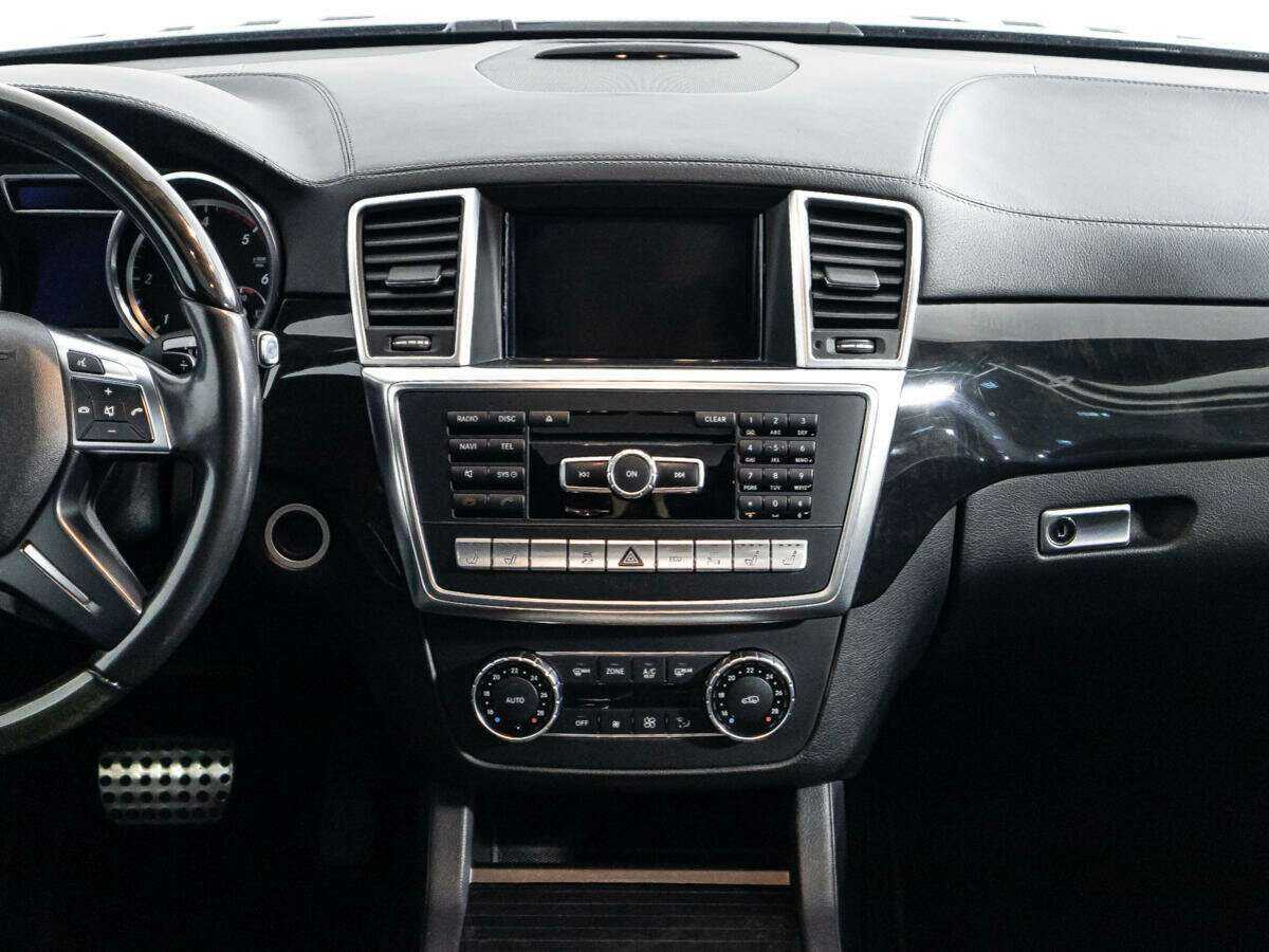 Mercedes-Benz GL-Класс 2015 года с пробегом. Фото: #13