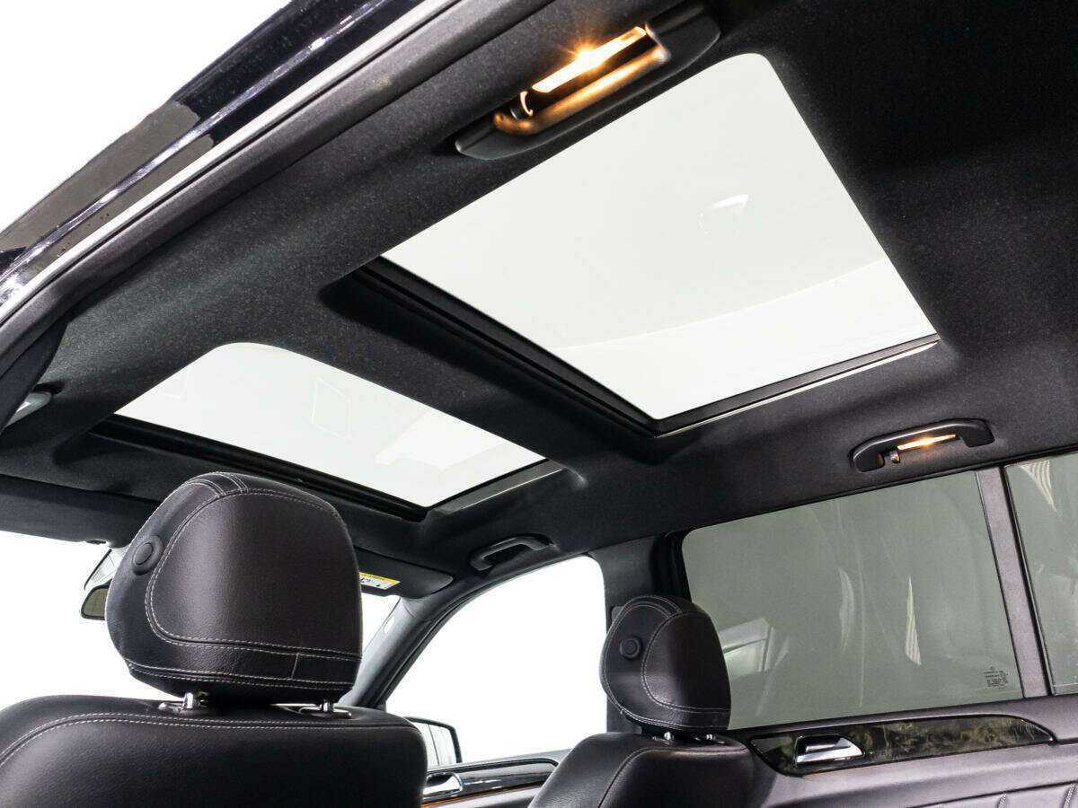 Mercedes-Benz GL-Класс 2015 года с пробегом. Фото: #15