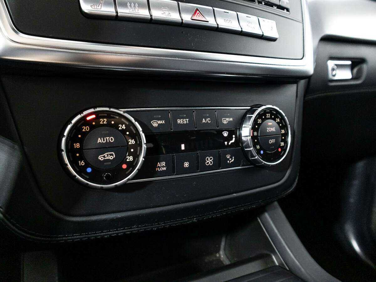 Mercedes-Benz GL-Класс 2014 года с пробегом. Фото: #18