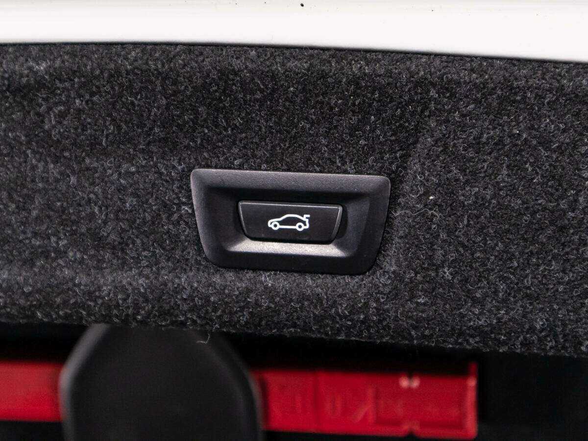 BMW 3 серии 2020 года с пробегом. Фото: #14