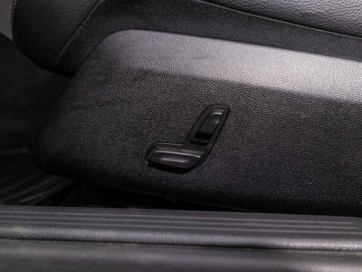 Mercedes-Benz E-Класс 2015 года с пробегом. Фото: #14