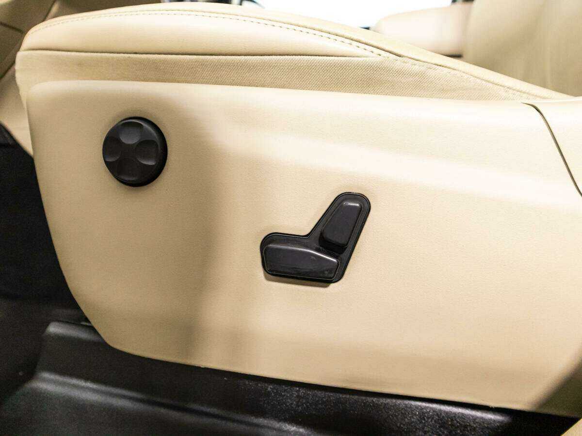 Jeep Grand Cherokee 2011 года с пробегом. Фото: #13