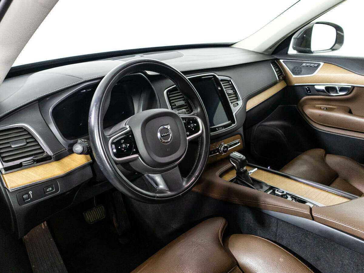 Volvo XC90 2019 года с пробегом. Фото: #9