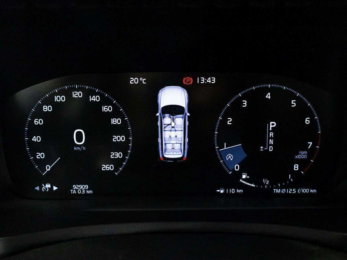 Volvo XC90 2019 года с пробегом. Фото: #10